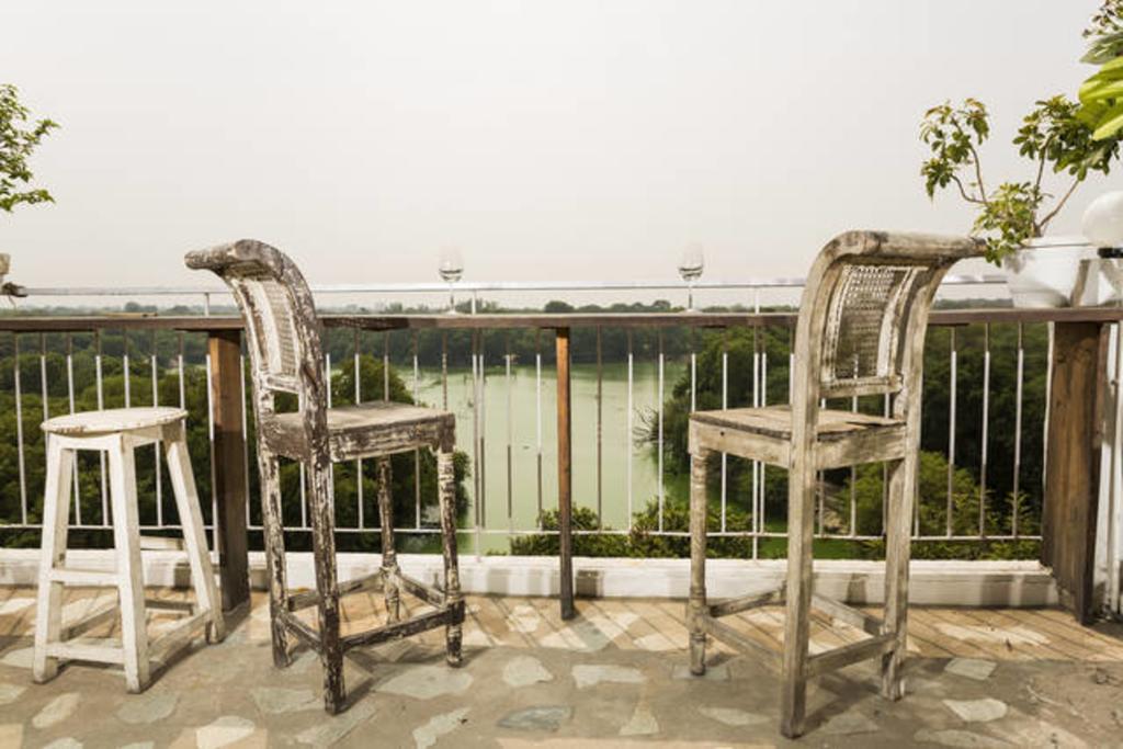 The Lazy Patio Homestay New Delhi Buitenkant foto